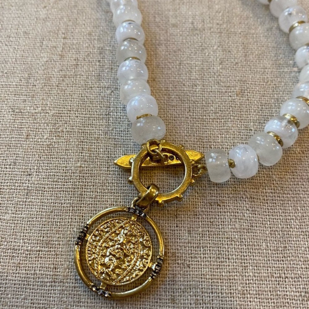 Stella & Dot Modern White Bohemian Beaded Gold Coin Pendant Necklace - Picture 12 of 16